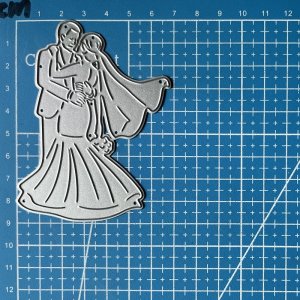 BRIDE AND GROOM-COUPLE