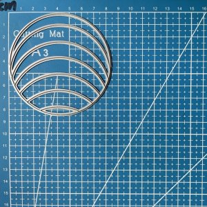 CIRCULAR RAINBOW FRAME