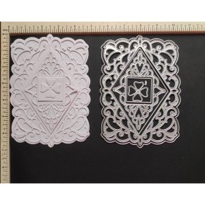 RECTANGULAR ENTRICATE FRAME