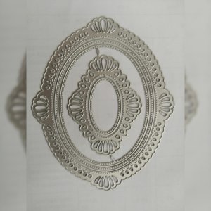 OVAL DESIGN FRAME