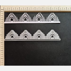 PEACOCK FEATHER BORDER