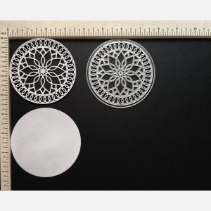 FLORAL CIRCLE DOILY
